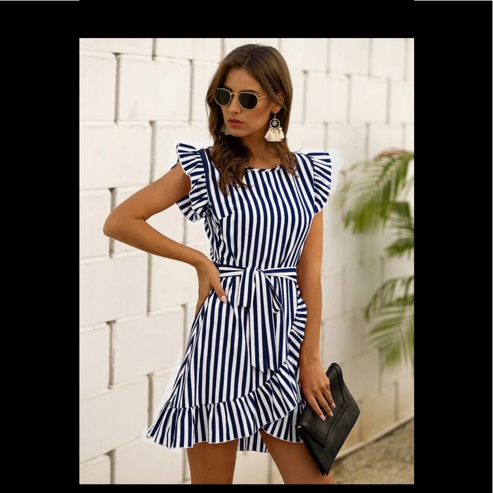 Wrap Ruffle Hem Belted Dress 👗 NWT